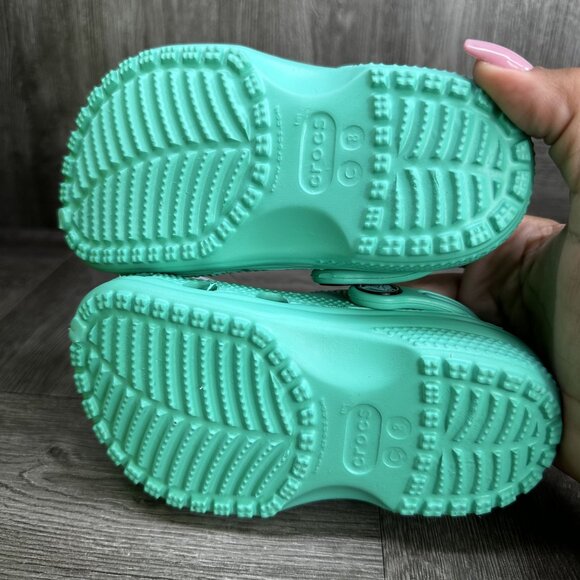 CROCS Classic Kids size 8 Lagoon Teal Clogs - Picture 8 of 9